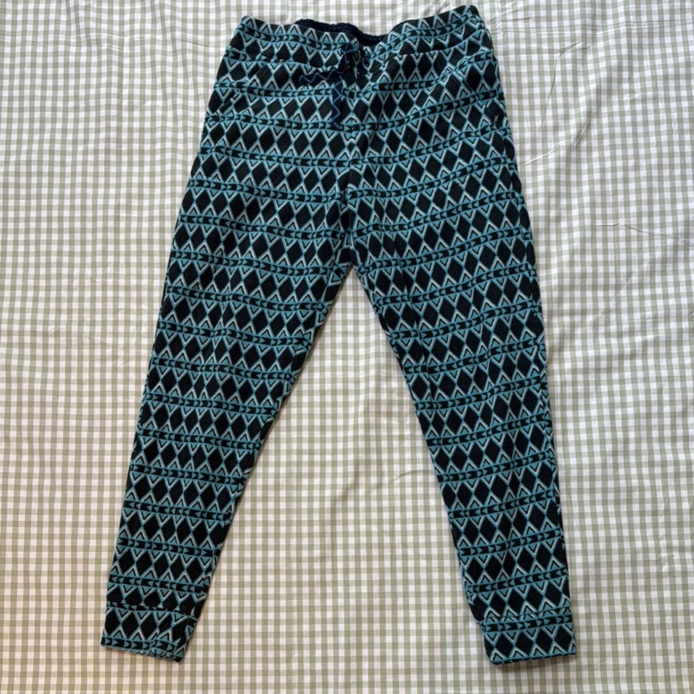 Patagonia Black and Blue Leggings with Geometric Pattern
